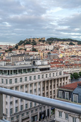 Fototapeta na wymiar view of lisbon castle and rooftops