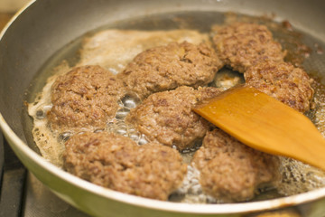 frying cutlets