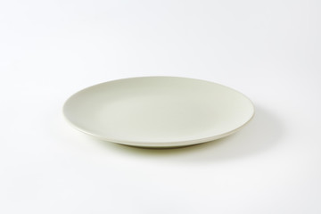 Bone white dinner plate
