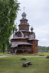 Золотое кольцо России. Суздаль. Вид старой деревянной церкви. © 1802185