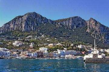 Fototapeta na wymiar Hafen von Capri