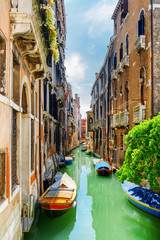 Fototapeta na wymiar The Rio de S. Cassan Canal and the Ponte delle Tette, Venice