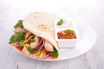 fajita and sauce