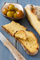 corn bread with olives