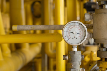 Pressure gauge in oil and gas production process for monitor condition, The gauge for measure in...