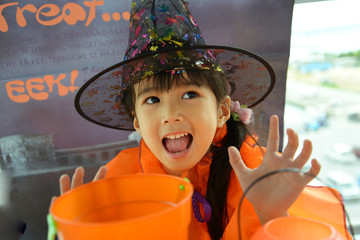 ハロウィンの女の子