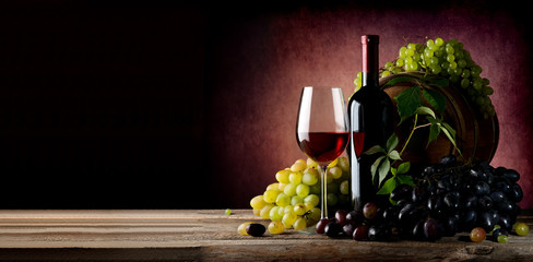 Vine of grape with wine - obrazy, fototapety, plakaty