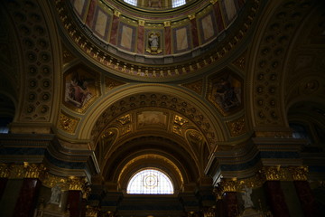 BASILICA DE SAN ESTEBAN