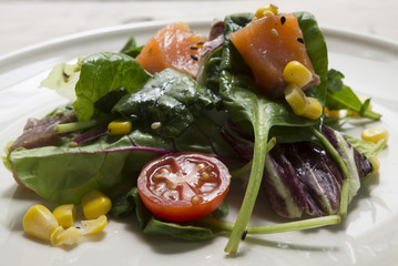 Mediterranean-style pasta salad with salmon