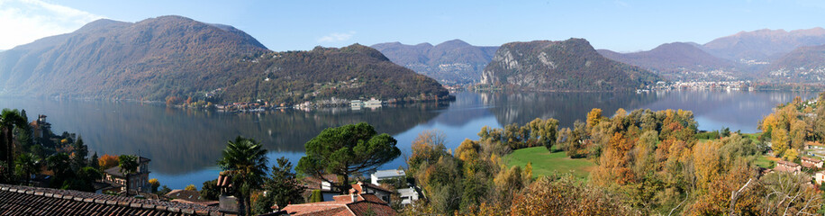 Fototapeta na wymiar Panoramic view on lake Lugano