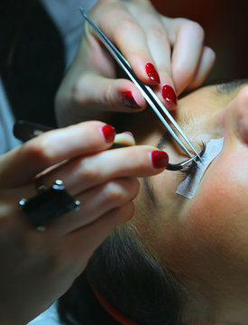 eyelash extension