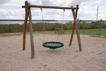 Spielplatz am See