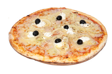 Whole pizza with onion rings and black olives