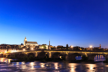Fototapeta na wymiar Old Bridge in Blois, Loire-et-Cher, Centre