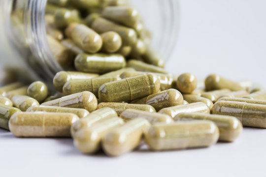  Moringa capsules herb for healthy