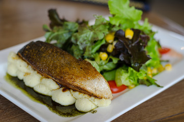 ceasar salad with grill salmon