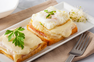 Croque monsieur and madame