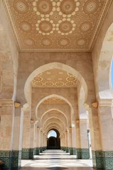 Marokko. Arkade der Moschee Hassan II in Casablanca © Alexmar