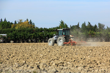 Fototapeta premium Le tracteur