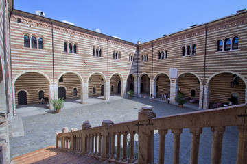 Verona Palazzo del Mercato Vecchio Palazzo della Ragione