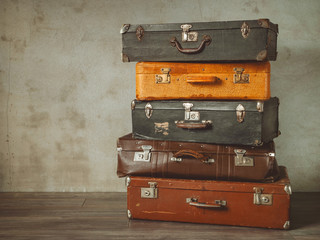 Old suitcases - 92167192