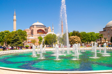 Fototapeta na wymiar Hagia Aya Sophia in Istanbul