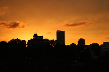 街のシルエット