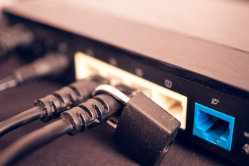 Protected entrance Internet network