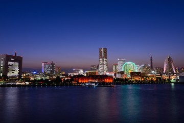 Fototapeta premium 横浜・みなとみらいの夜景