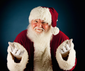 Santa: Santa With Hands Out