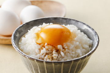 卵かけご飯　Raw Egg over Rice