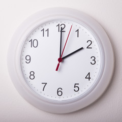 orologio alle due in punto