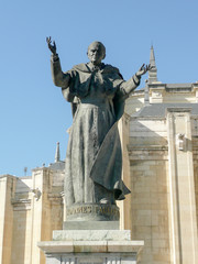 Statue of pope John Paul II (Karol Wojtyla) in front of Madrid A - obrazy, fototapety, plakaty