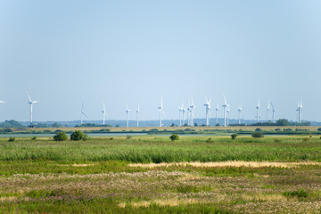 Fototapeta na wymiar Windräder