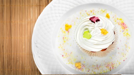 Cupcake.