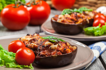 Baked eggplant with pieces of chicken