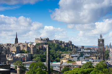Obraz premium Miasto Edynburg z Calton Hill, Szkocja, Wielka Brytania,