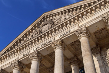 Reichstag tympanum