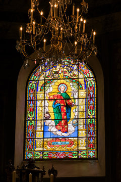 Vitrail d'&eacute;glise