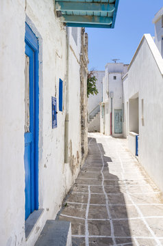 Fototapeta Ulica na wyspie Kimolos, Cyklady, Grecja