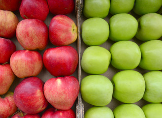 Fresh apples