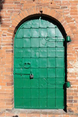 дверь замка