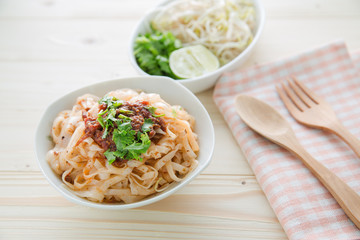 thai northern spicy noodle