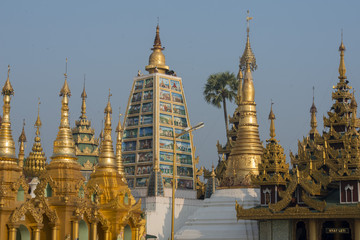 Fototapeta premium ASIA MYANMAR YANGON SHWEDAGON PAGODA