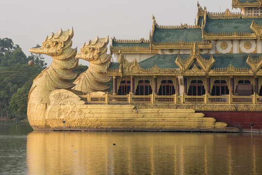 ASIA MYANMAR YANGON KANDAWGYI LAKE RESTAURANT KARAWEIK