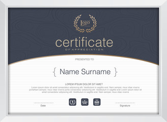 certificate template with clean and modern pattern,
Luxury golden,Qualification certificate blank template with elegant,Vector illustration 
