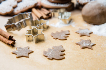 decorated gingerbread and cookie cutters for cutting