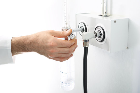 Dostarczanie tlenu w szpitalu