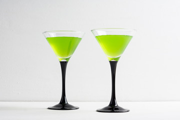 Apple cocktail mixed drink with apple slice