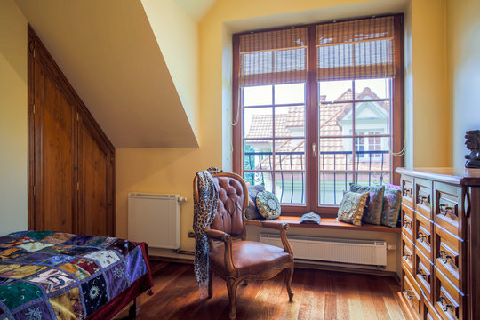 Room With Colonial Style Armchair